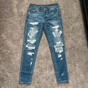 AEO Tom girl jeans